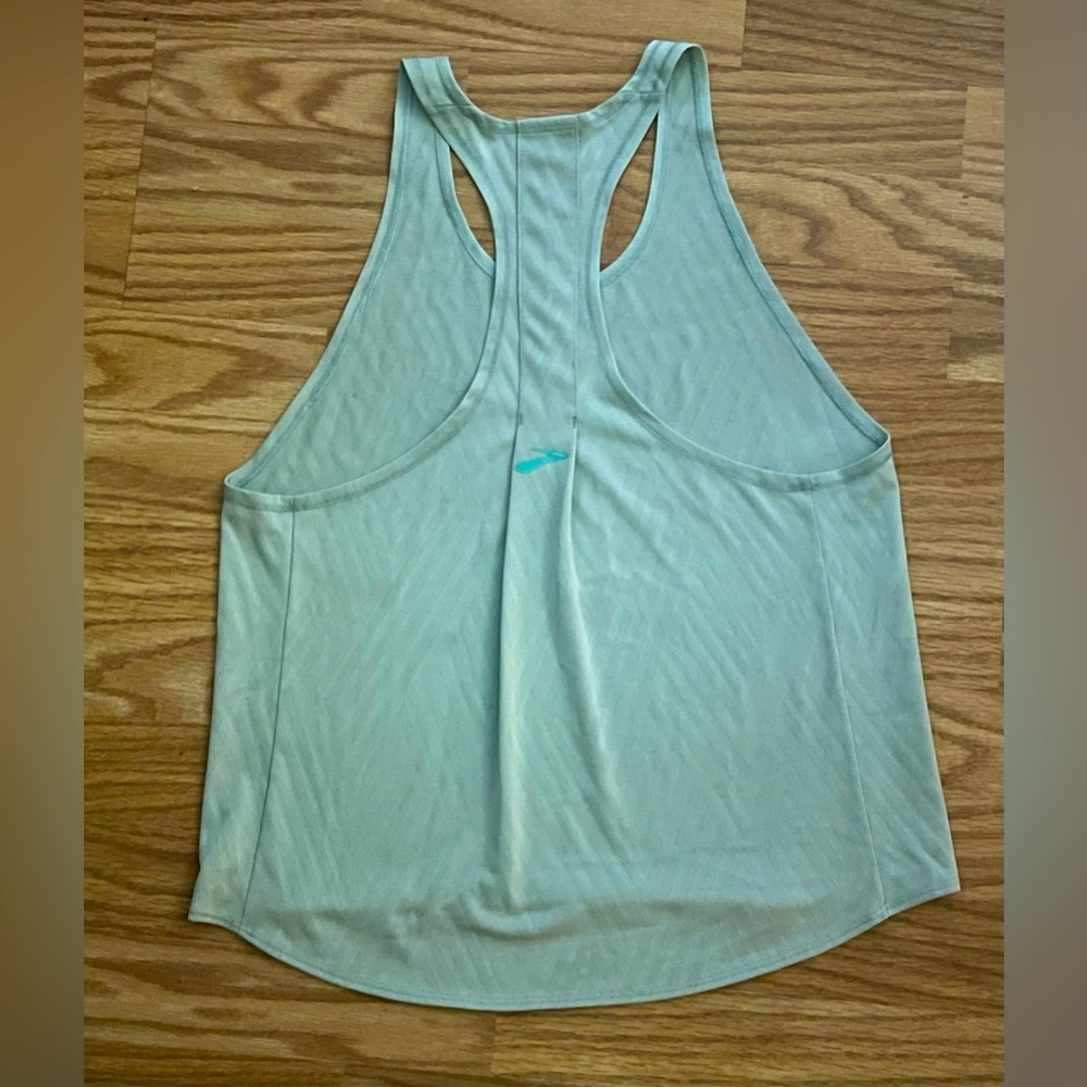 Brooks Women’s Racerback Running Tank Top Aqua Blue Chevron Print Size Medium